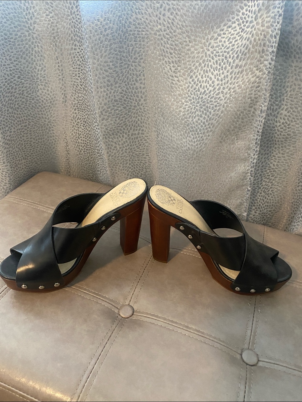 Vince Camuto Elora Black Leather Platform Clog Mules